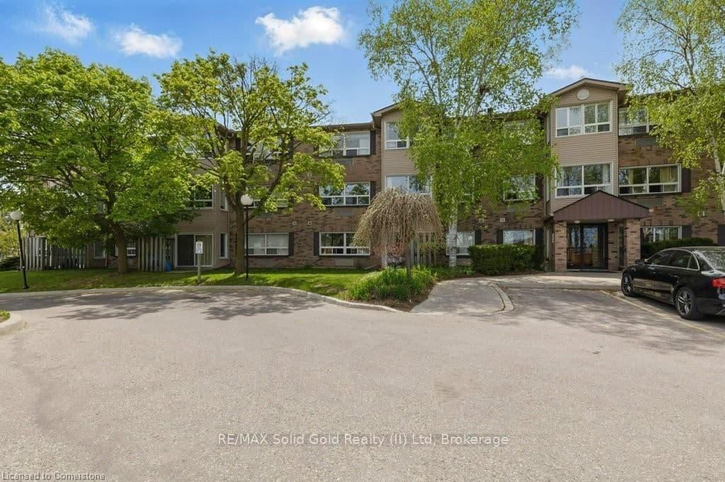 30 Hugo Crescent, Unit 201