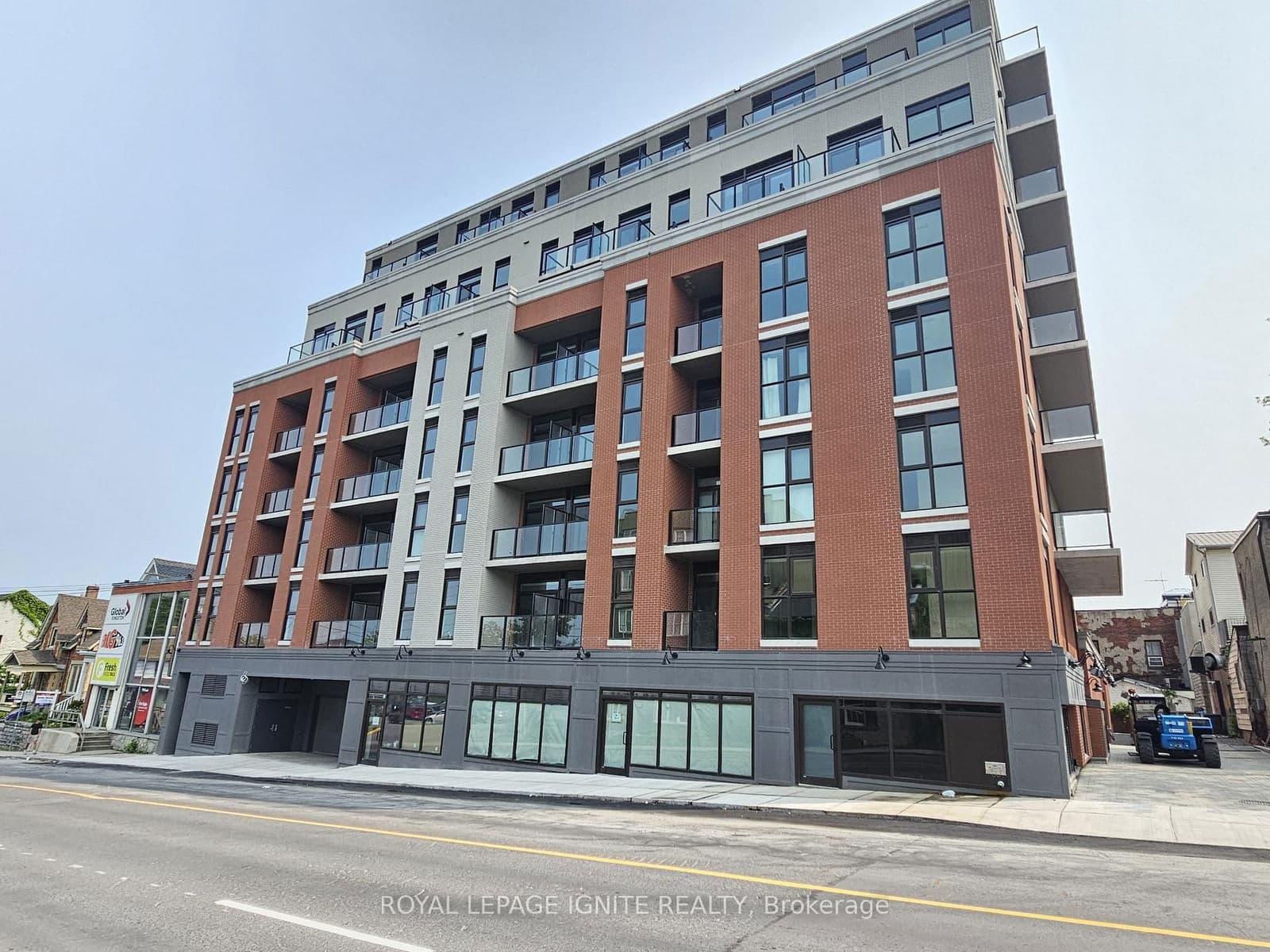 223 Princess Street, Unit 425