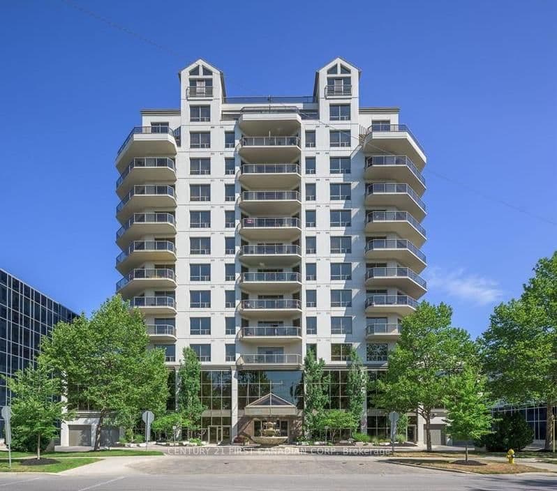 250 Pall Mall Street, Unit 1105