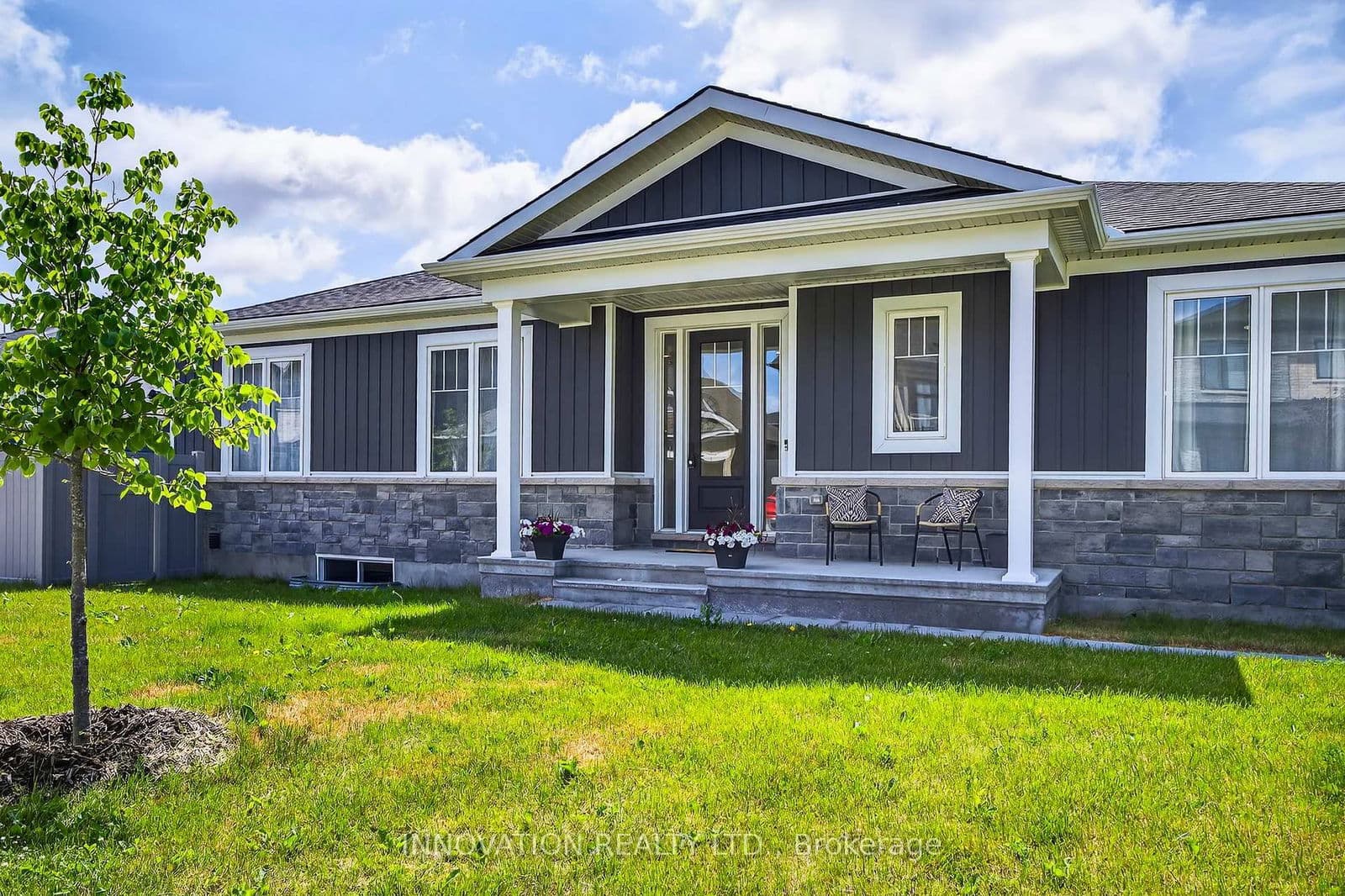 814 Companion Crescent