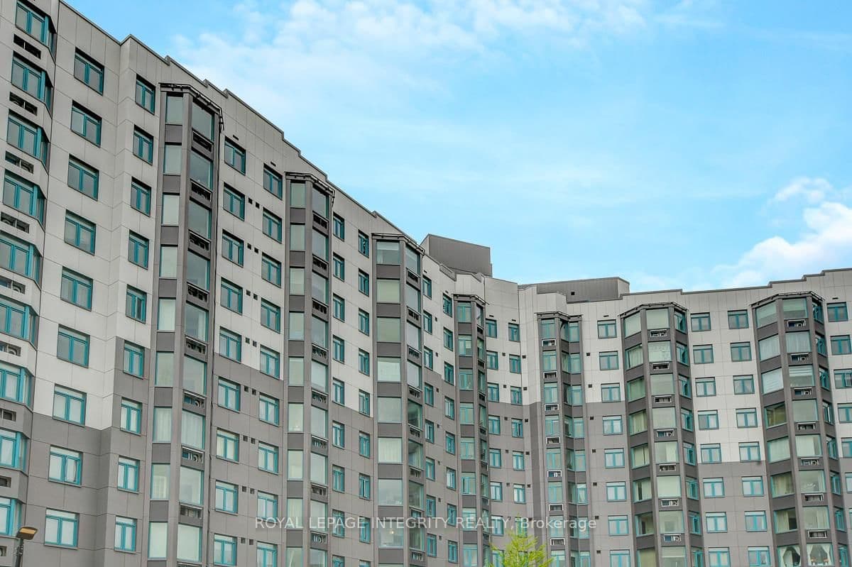 1025 Grenon Avenue, Unit 212