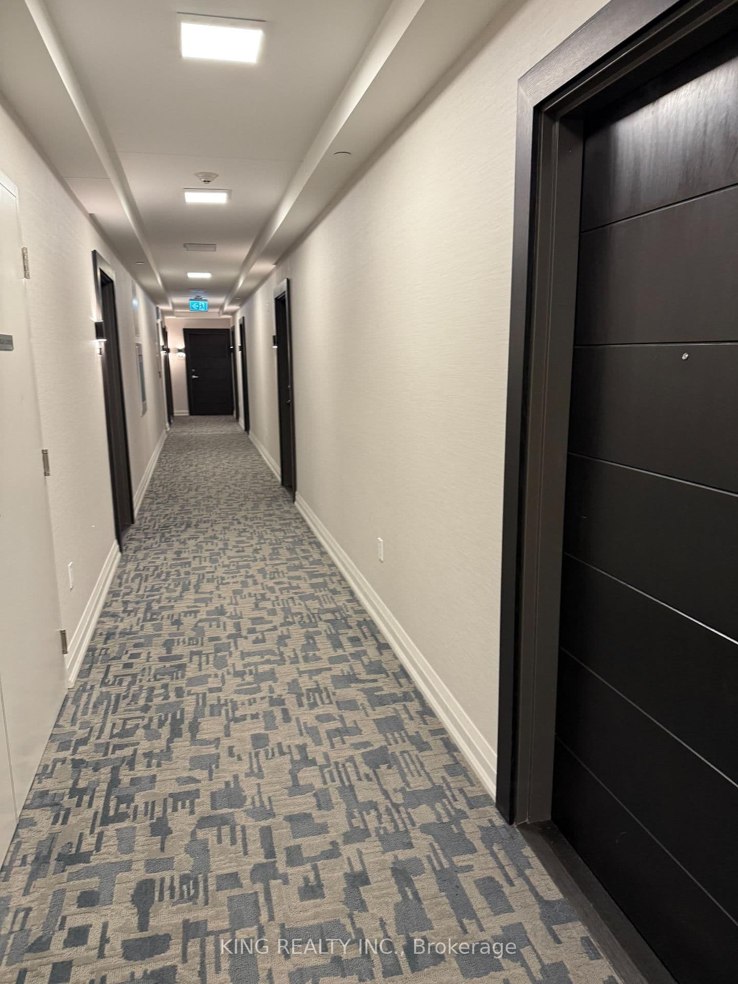 212 King William Street, Unit 420