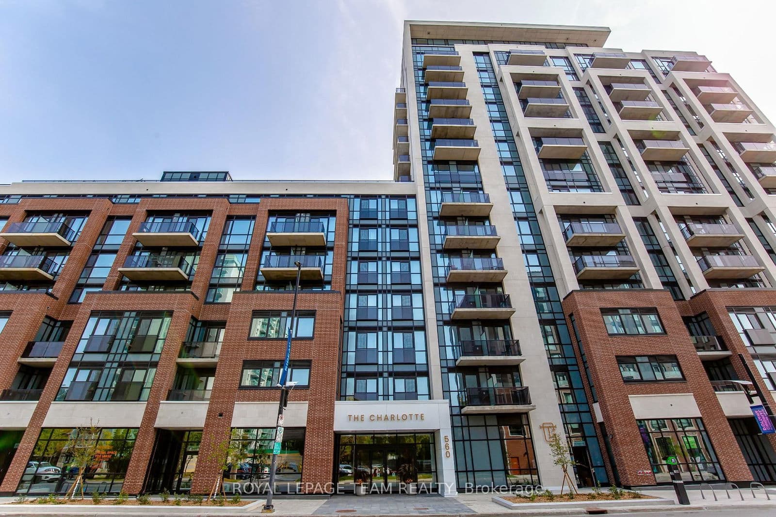 #501 - 560 Rideau Street