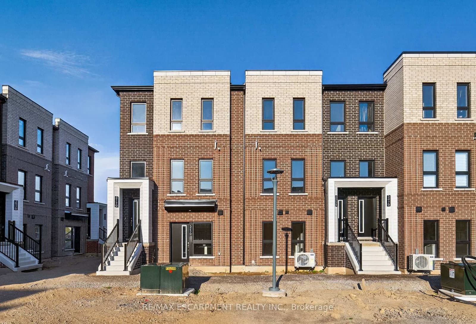 70 Kenesky Drive, Unit 32