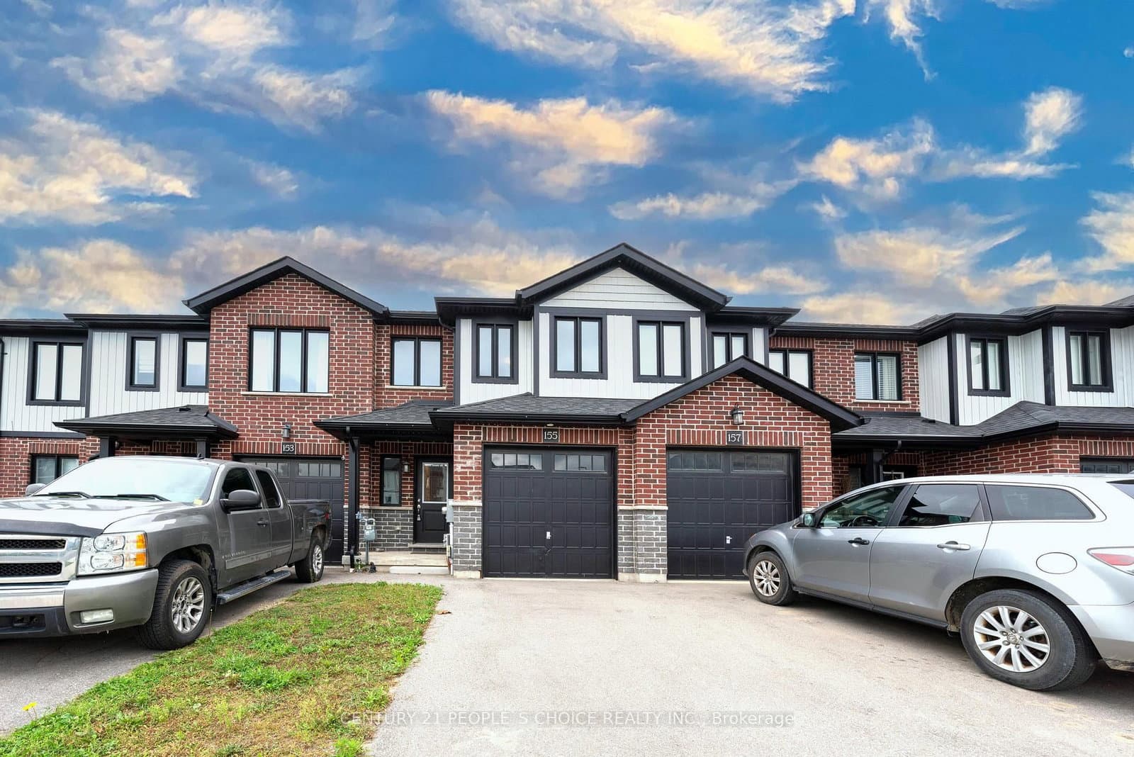 155 Rochefort Street