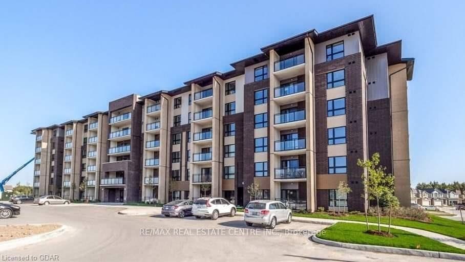 25 Kay Crescent, Unit 207