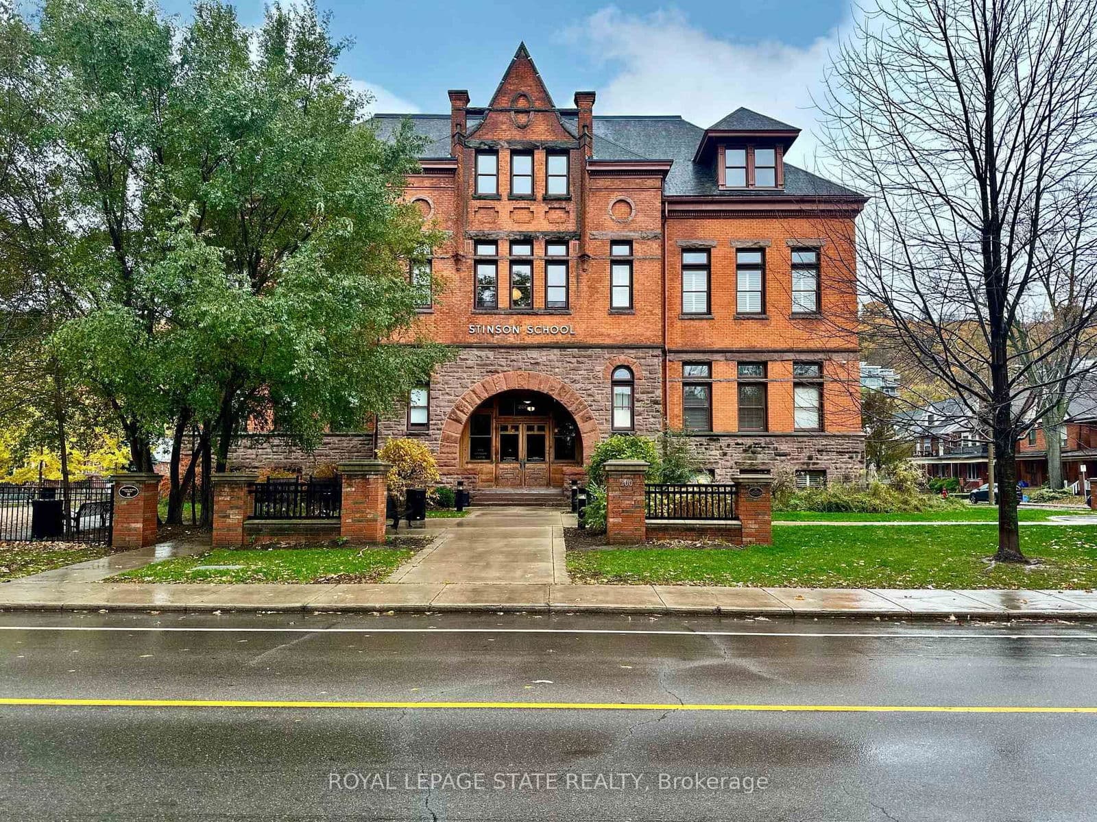 #310 - 200 Stinson Street