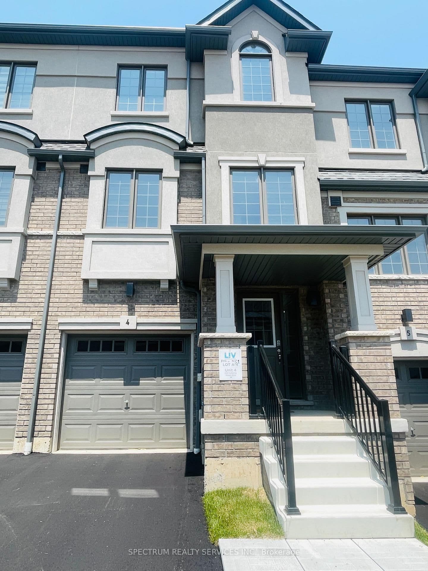 620 Colborne Street W, Unit 4