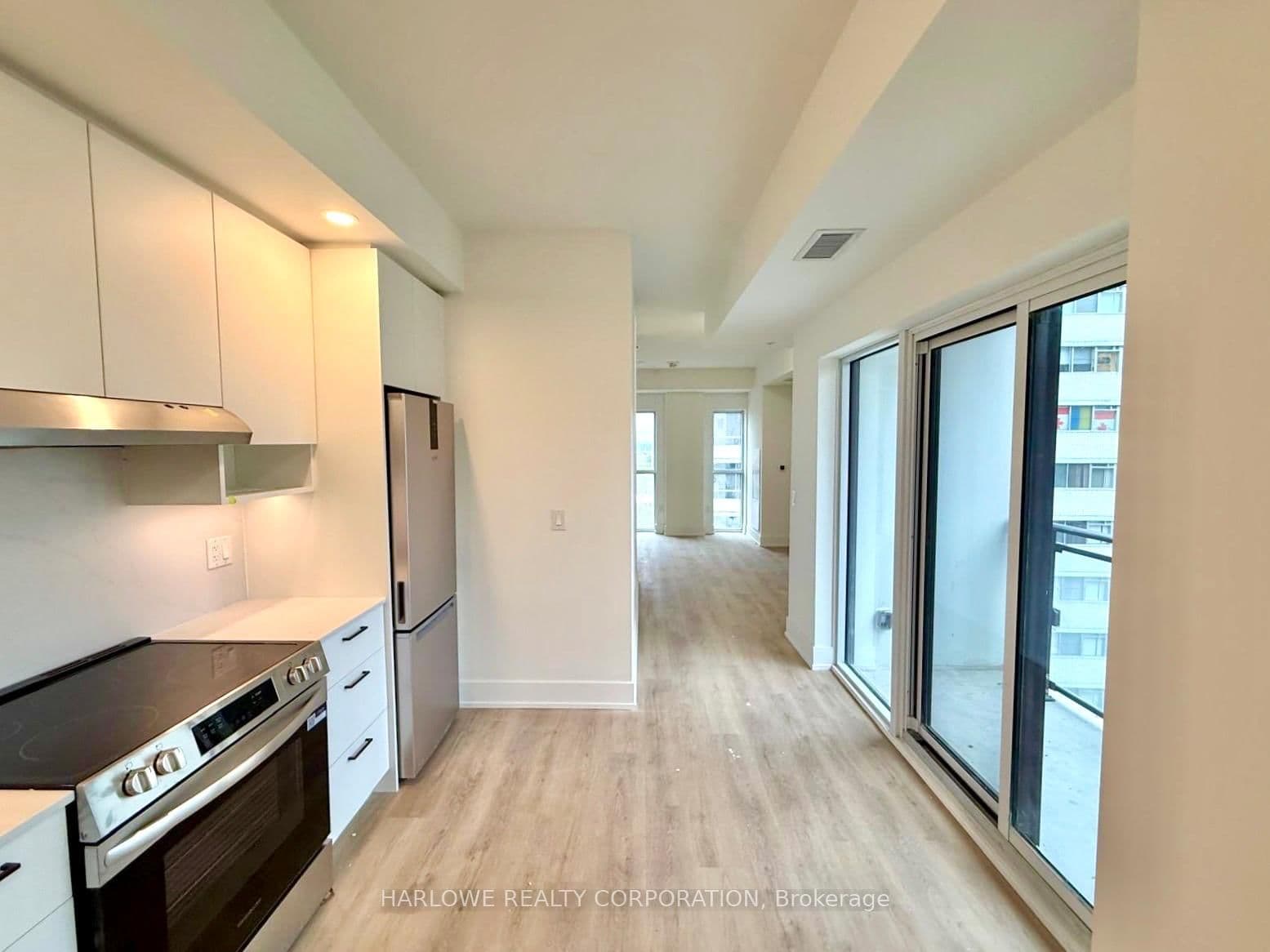 206 King Street W, Unit 708