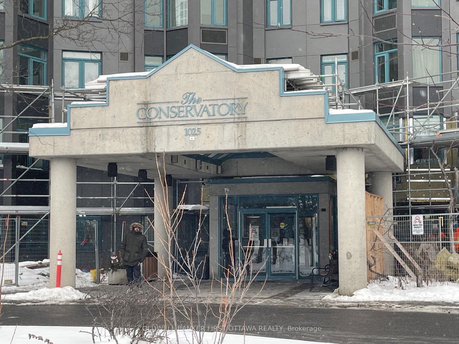 #901 - 1025 Grenon Avenue