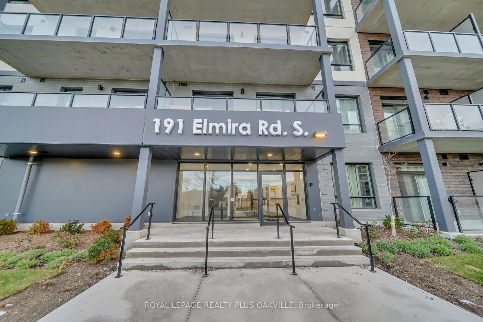 191 Elmira Road S, Unit PH809