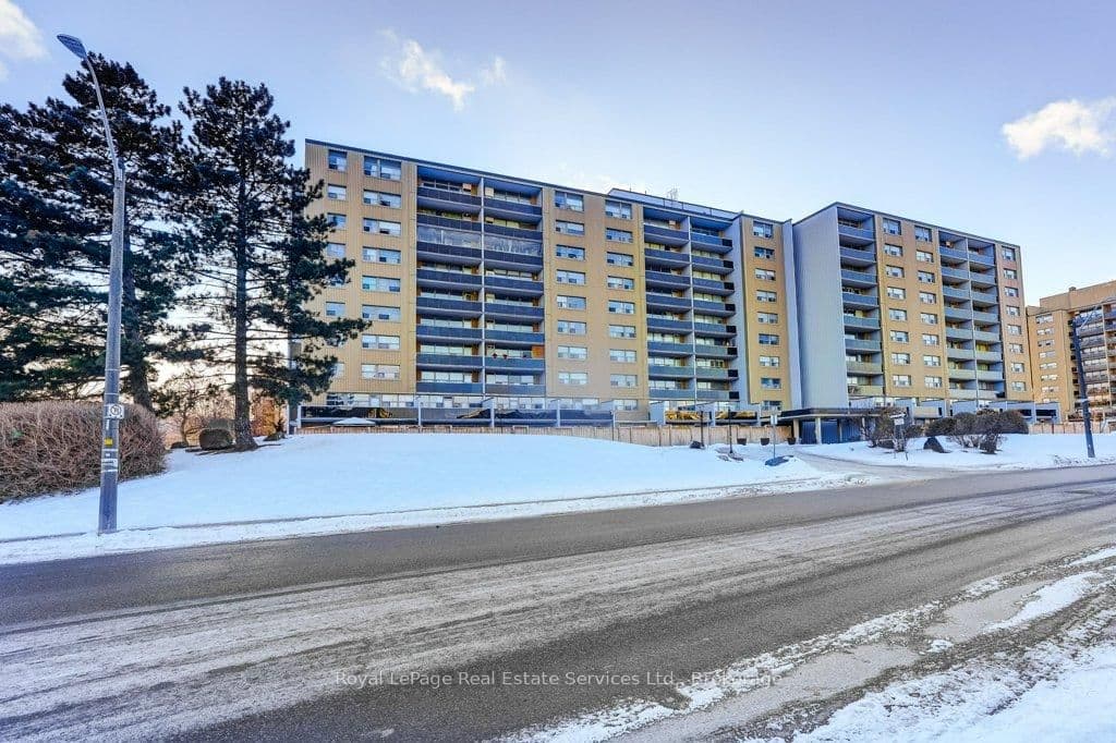 #17 - 15 ALBRIGHT Road