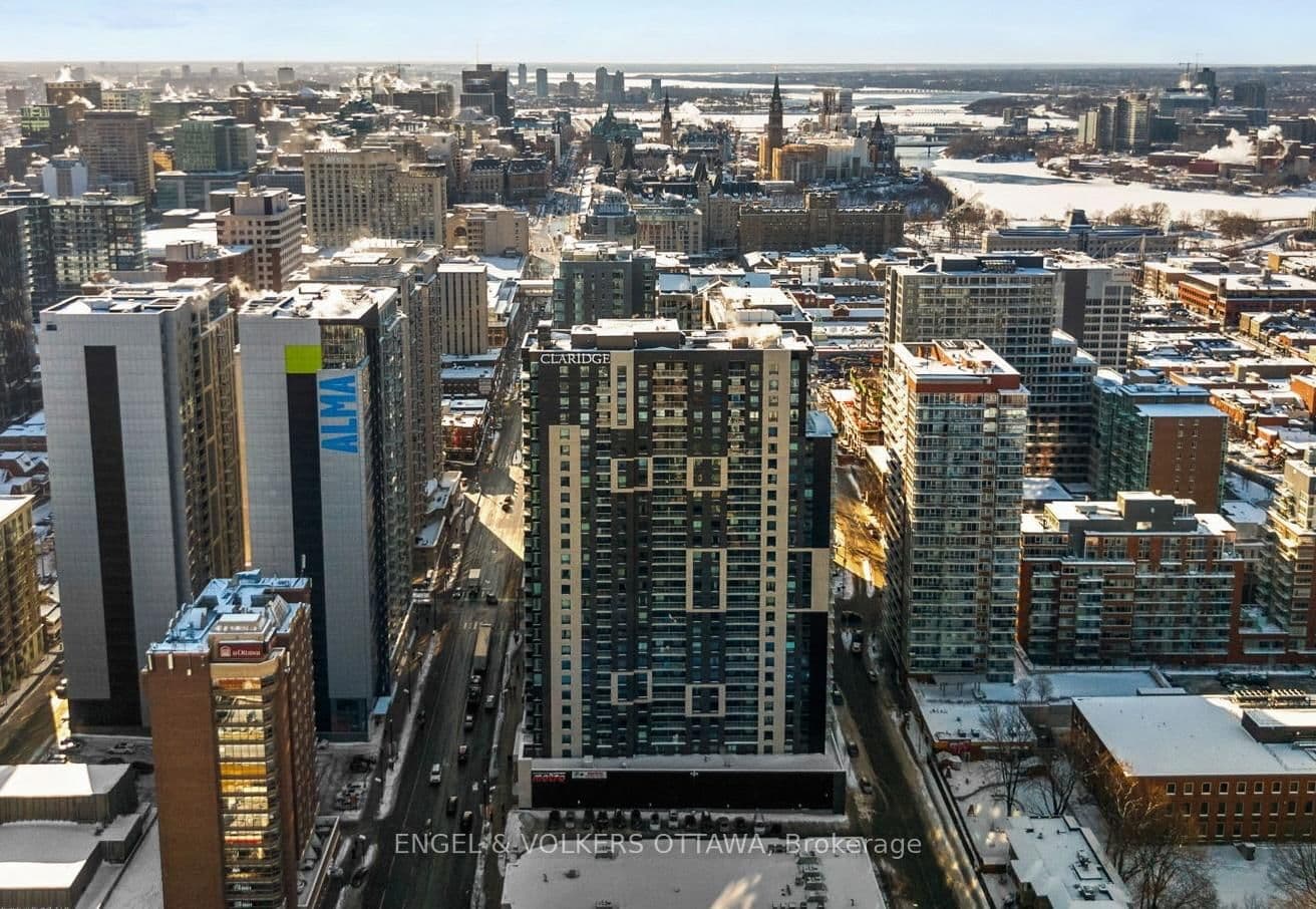 #1802 - 180 George Street