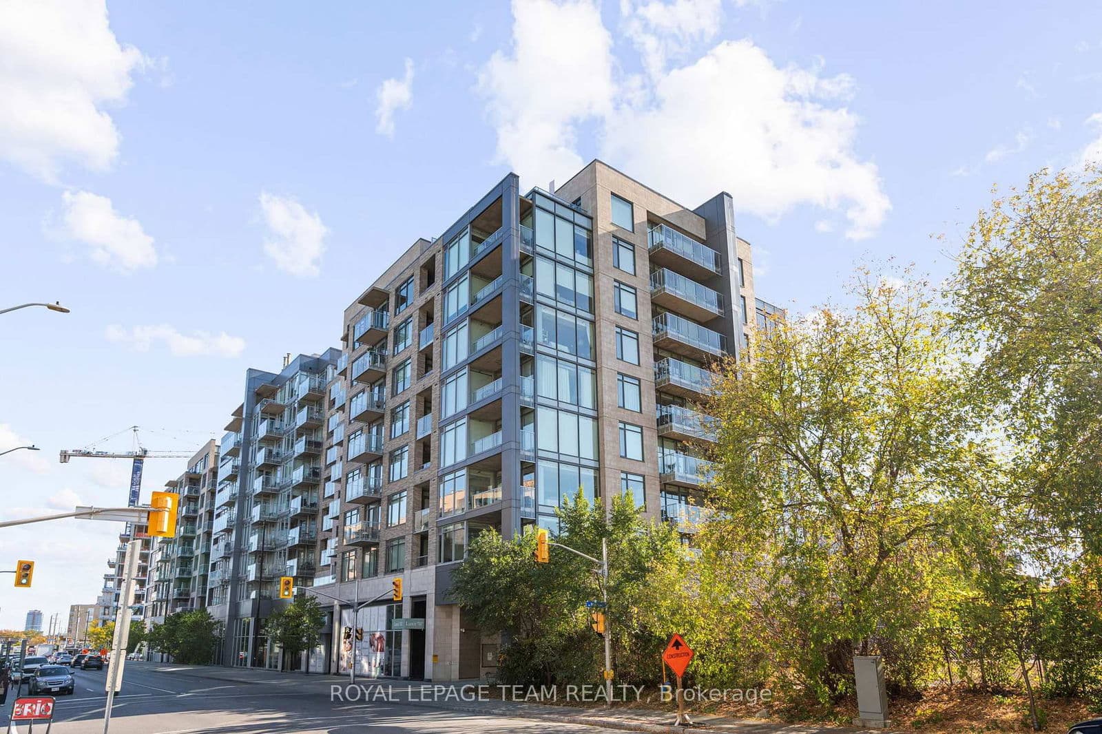 #207 - 108 RICHMOND Road