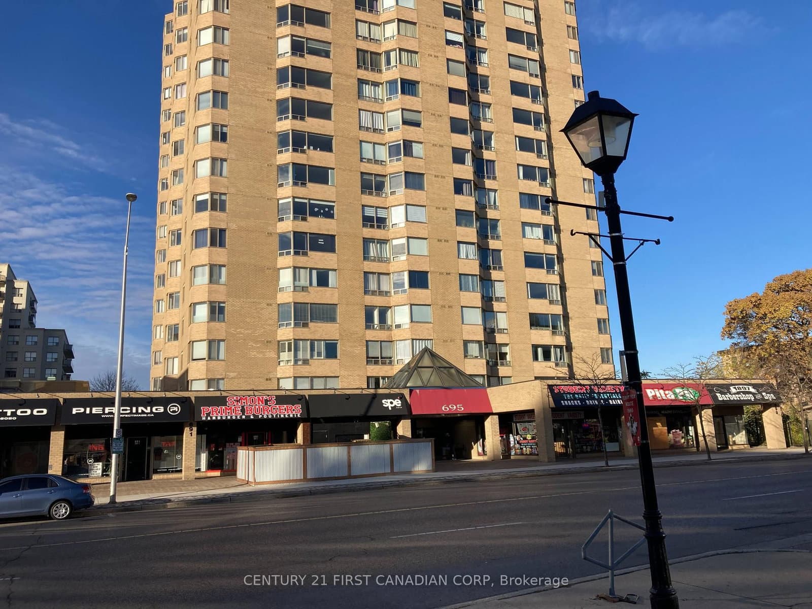 #602 - 695 Richmond Street