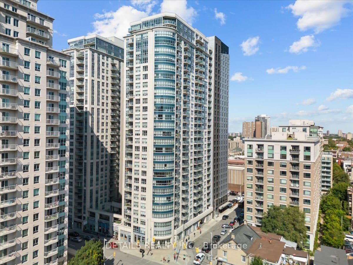 195 Besserer Street, Unit 2009