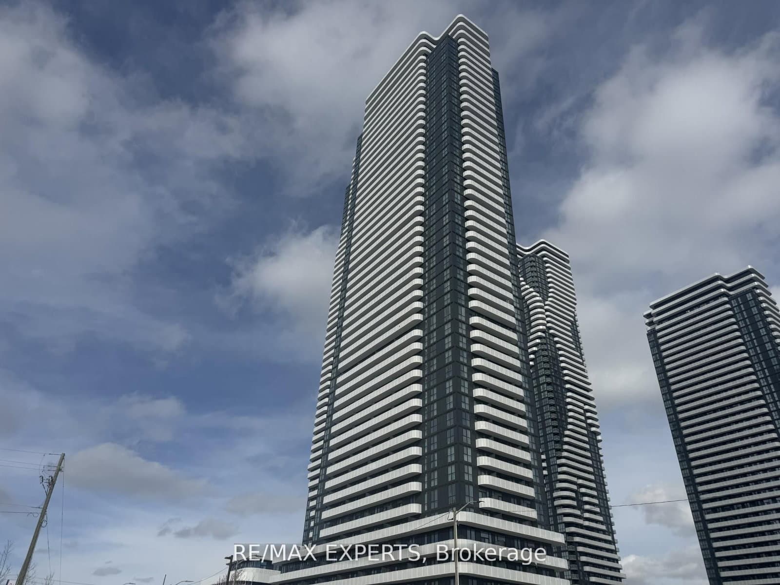 #1003 - 85 Duke Street W