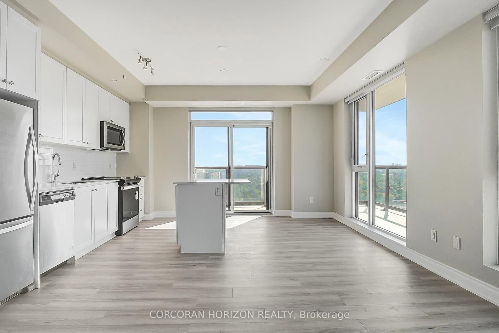 55 Duke Street W, Unit 1409