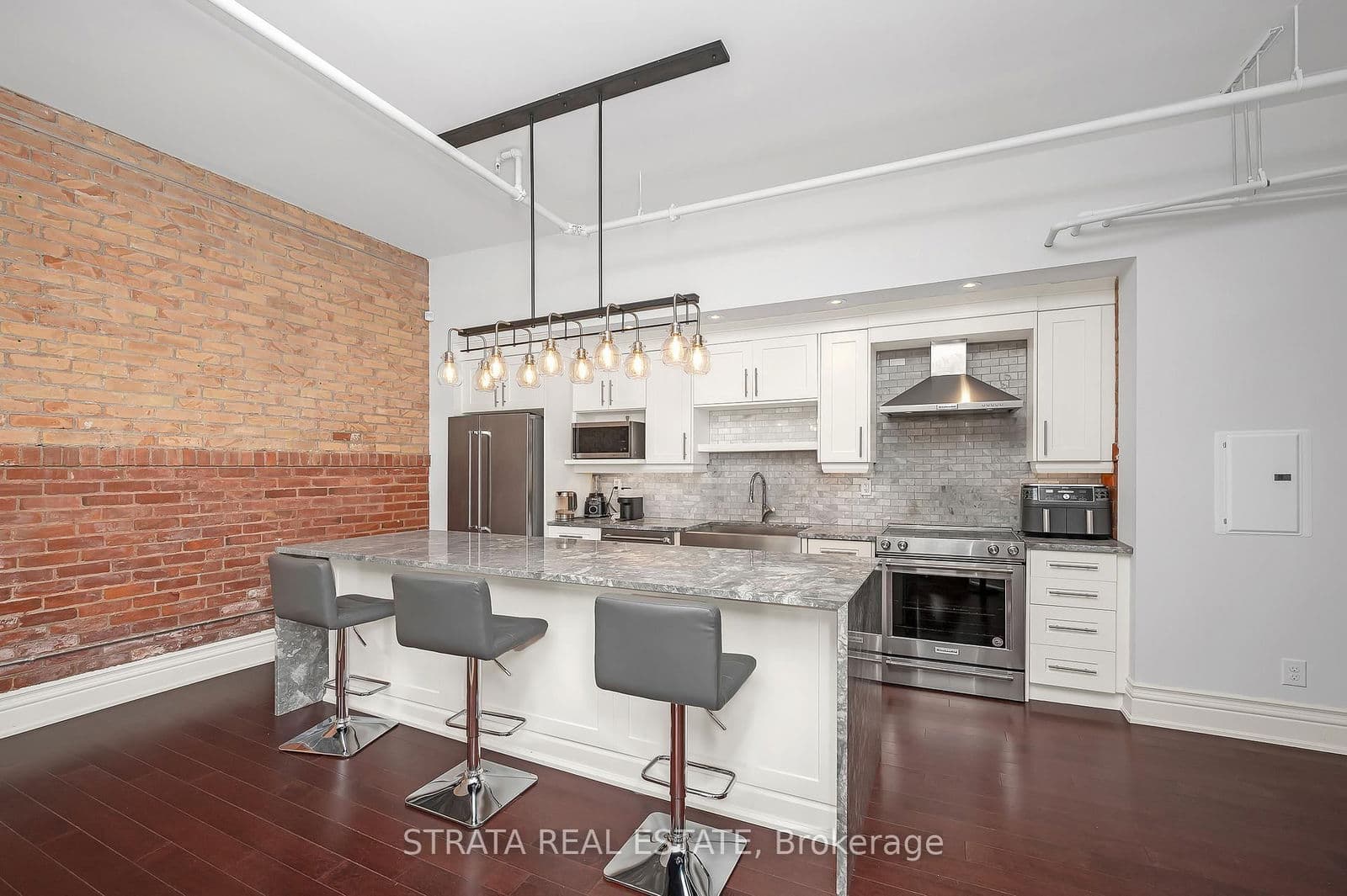 #107 - 200 Stinson Street