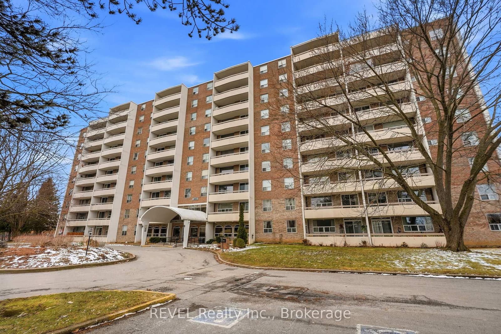 #411 - 365 Geneva Street