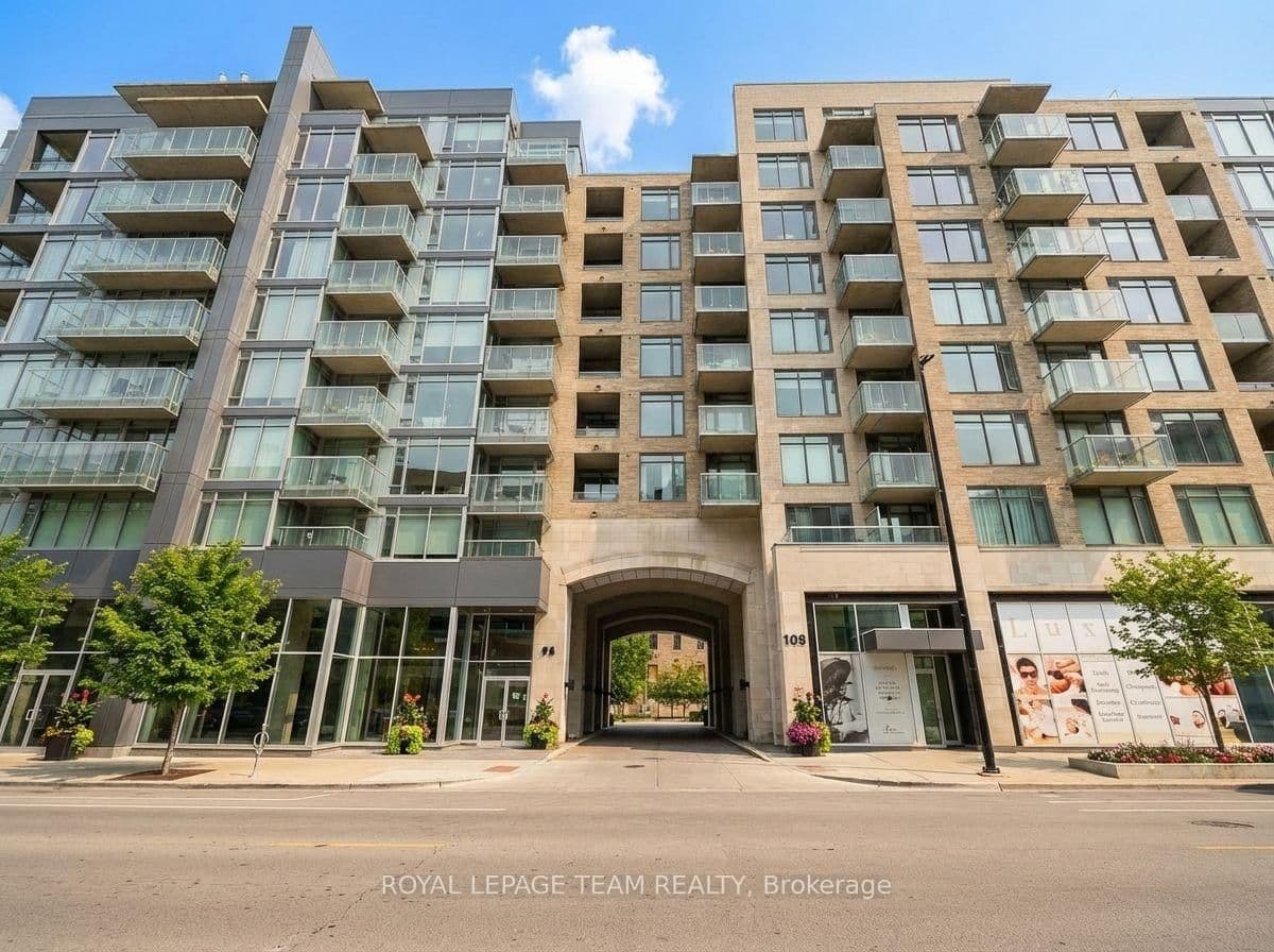 #206 - 98 Richmond Road