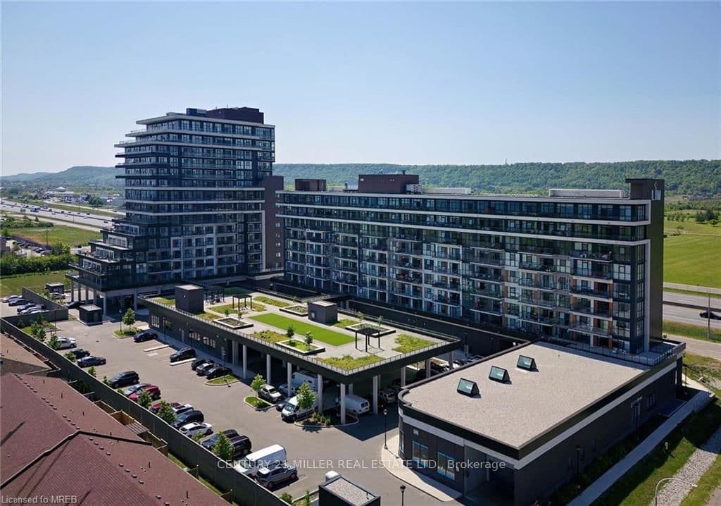 #303 - 560 North Service Road