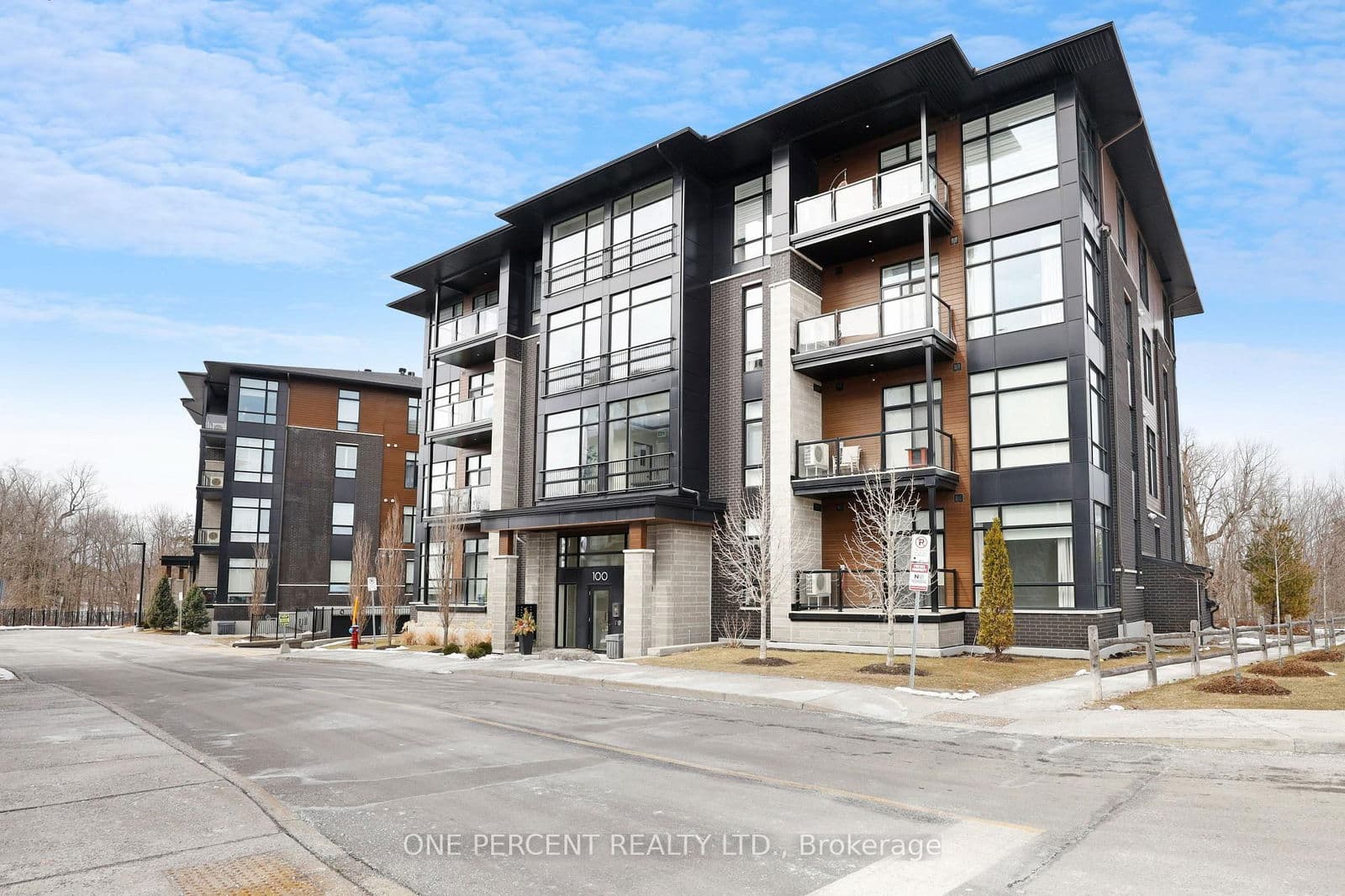 #403 - 100 Cortile Private