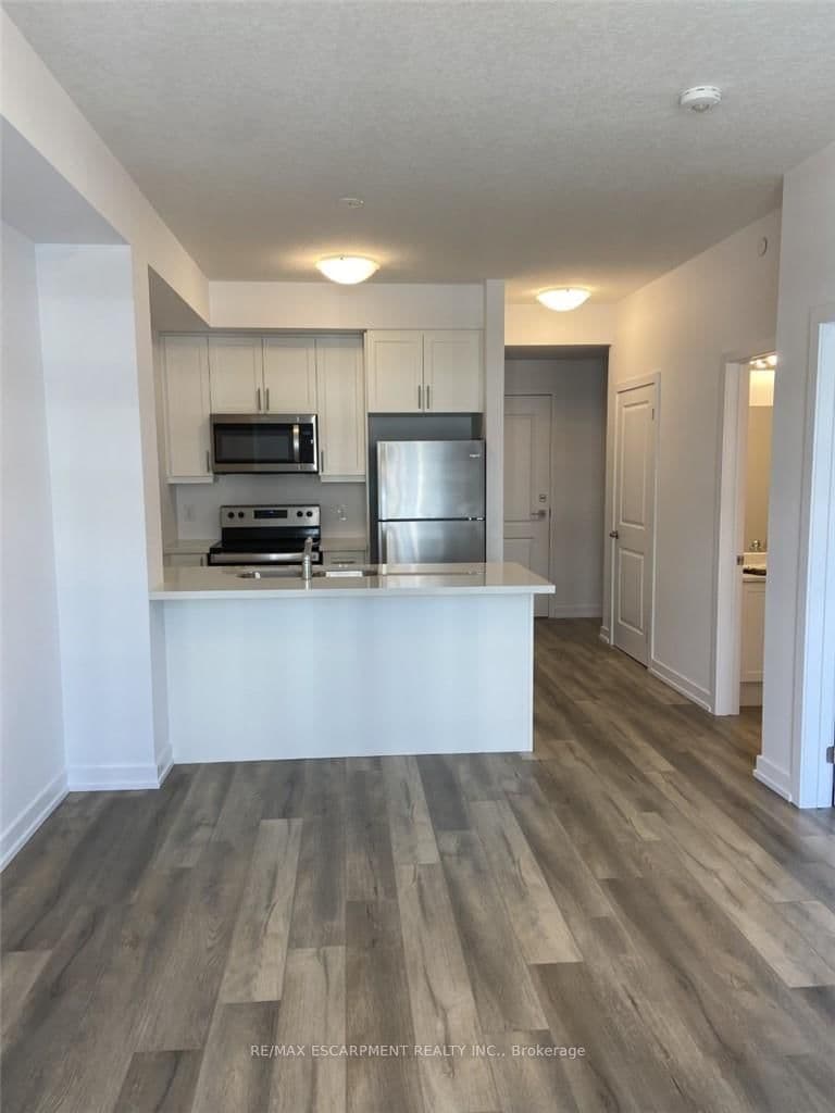 #424 - 5055 Greenlane Road