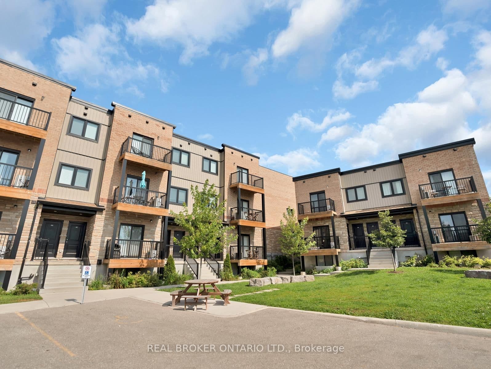 #9A - 164 Heiman Street