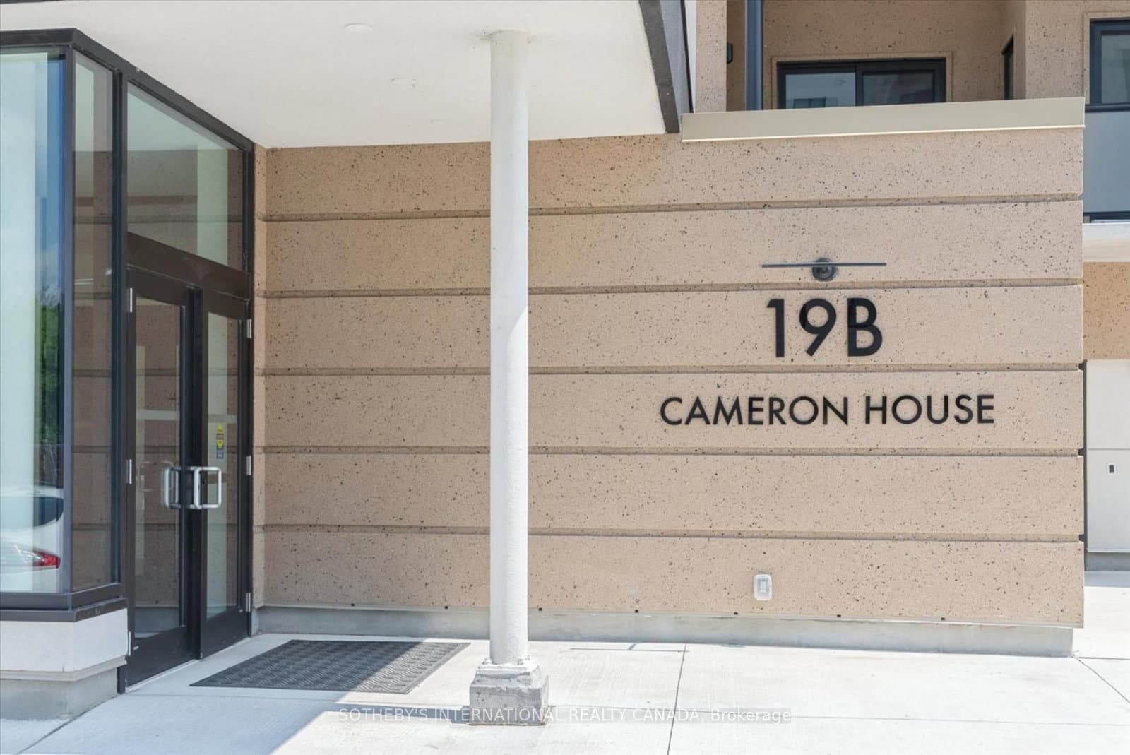 #201 - 19B West Street N