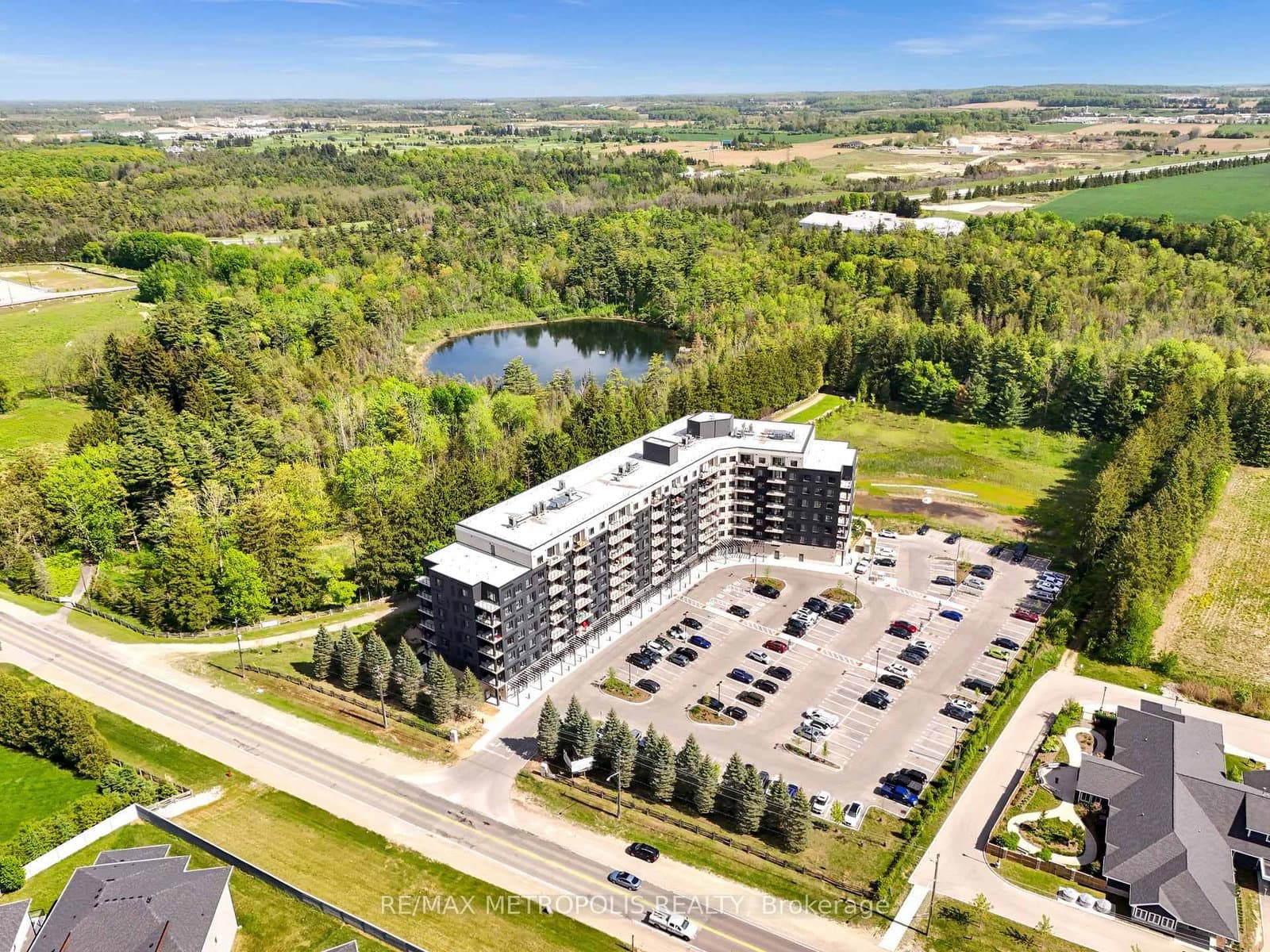 #322 - 525 New Dundee Road