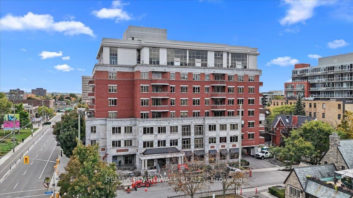 ##PH804 - 320 Mcleod Street