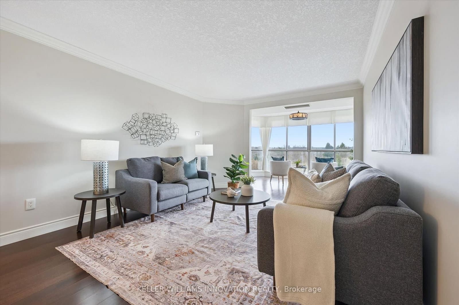 #1010 - 265 Westcourt Place