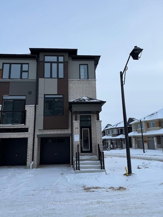 660 Colborne Street W, Unit 158