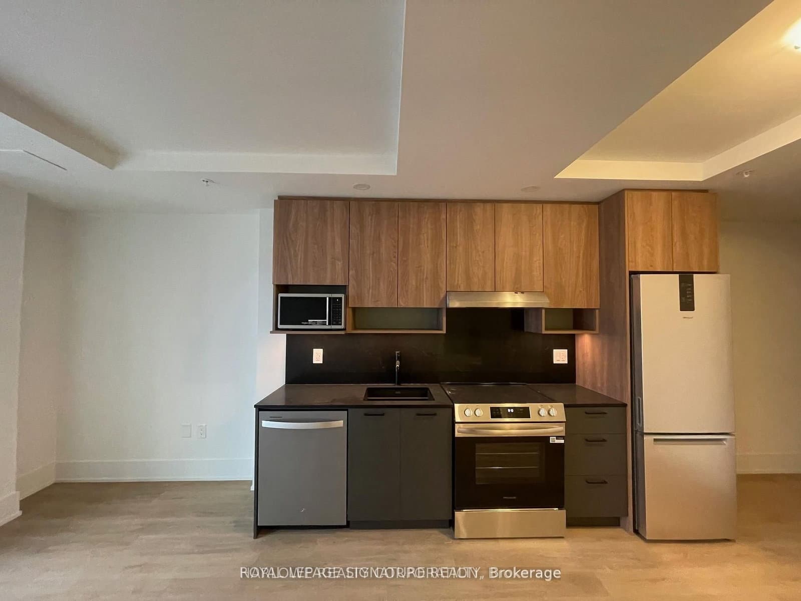 206 King Street W, Unit 1306