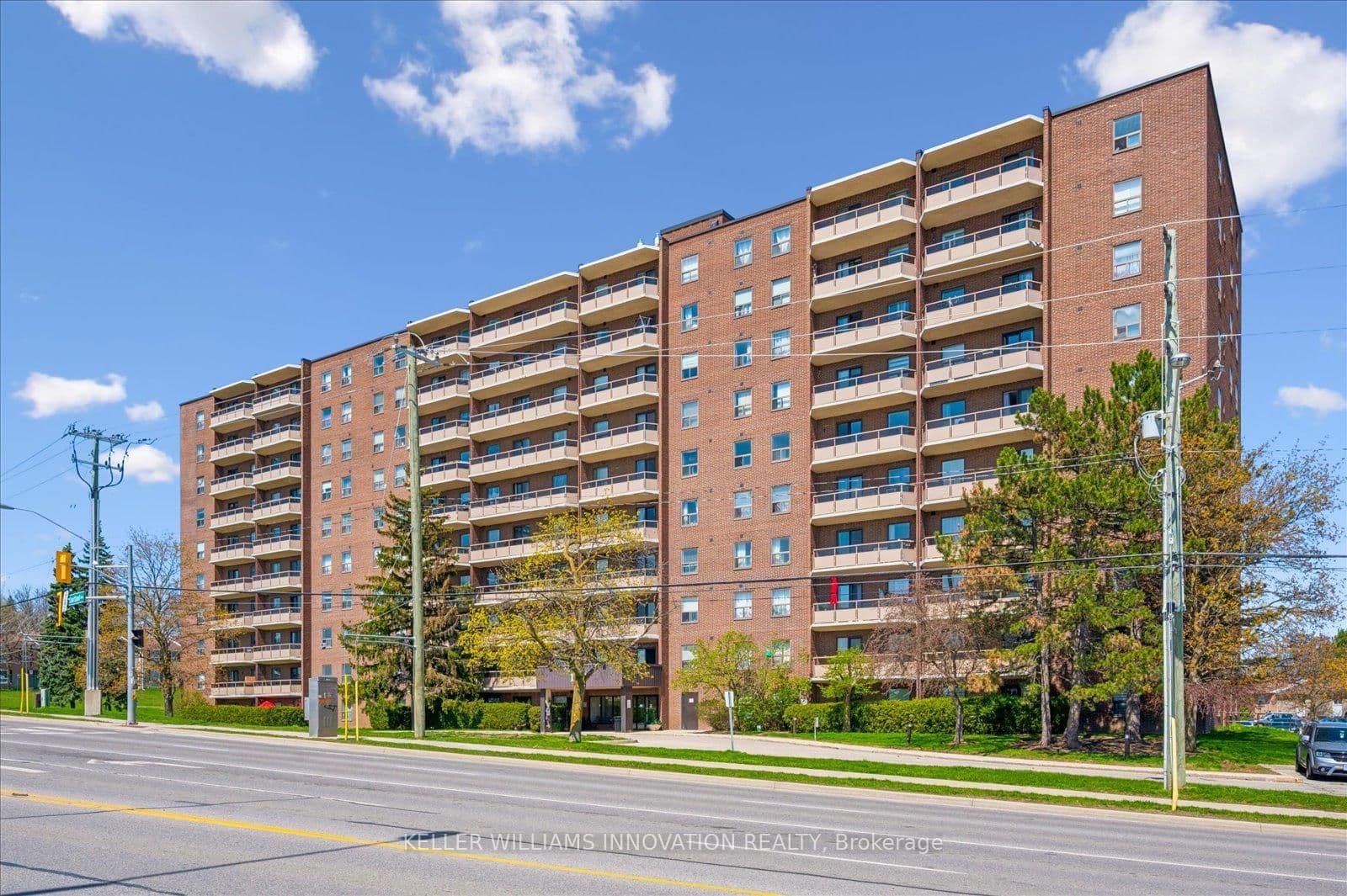 #302 - 1100 Courtland Avenue E