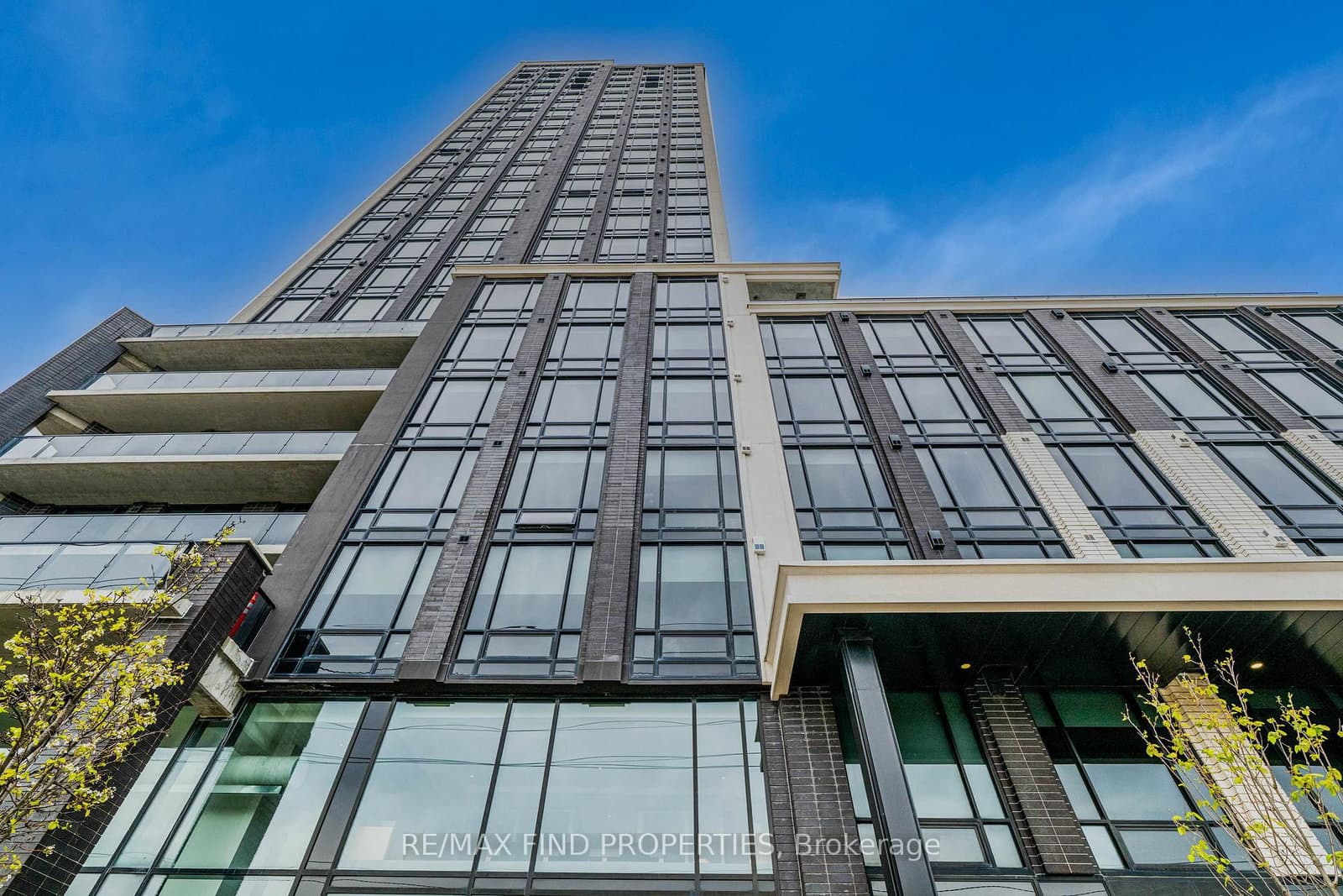 #2709 - 330 Phillip Street