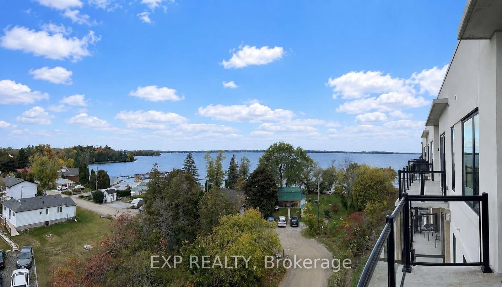 19 West Street N, Unit PH2