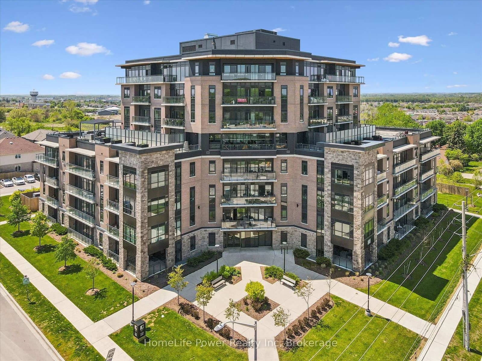 #803 - 332 Gosling Gardens