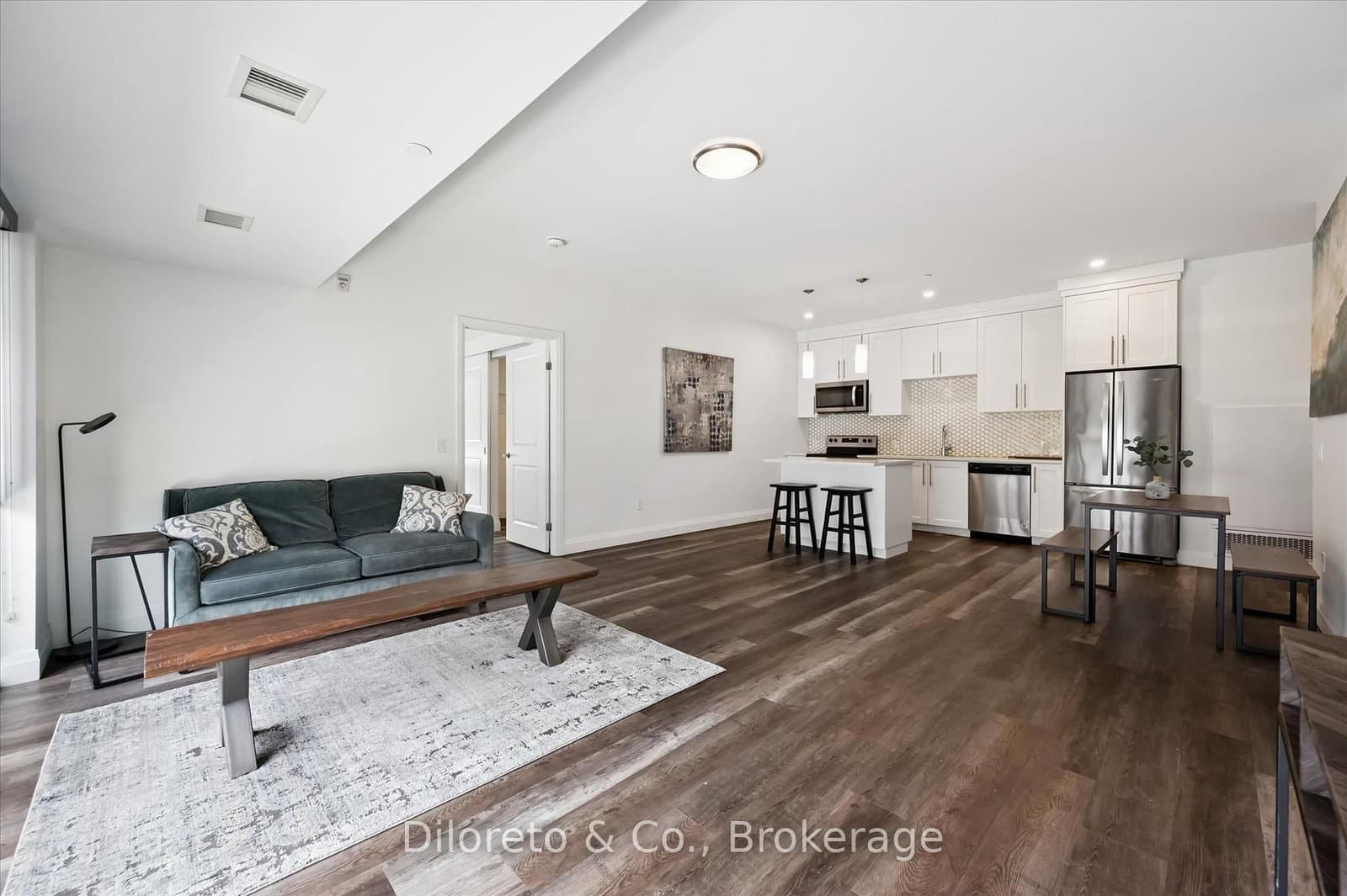 #110 - 332 Gosling Gardens