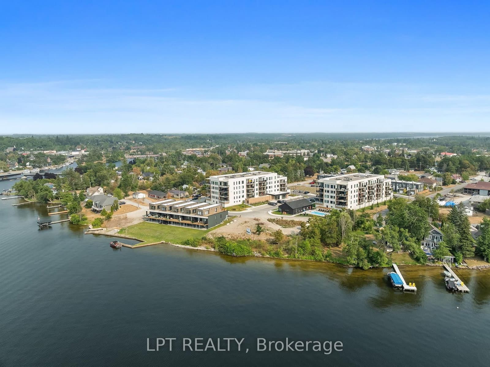 19B West Street N, Unit 402