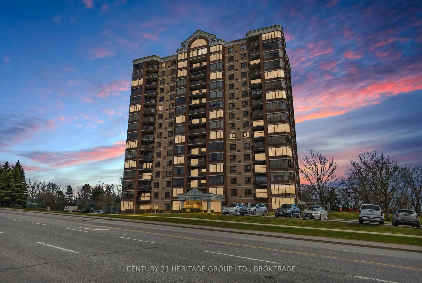 #1202 - 1000 King Street W