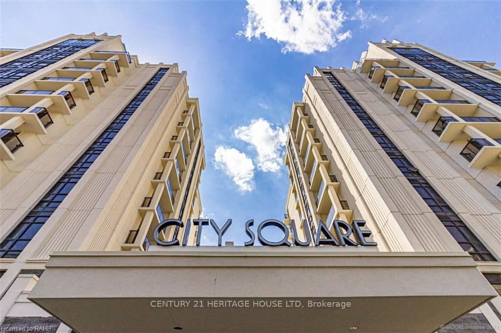 81 Robinson Street, Unit 808