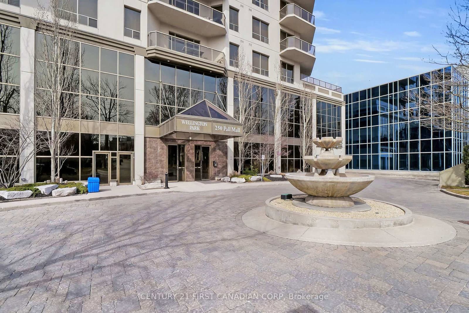 250 PALL MALL Street, Unit 402