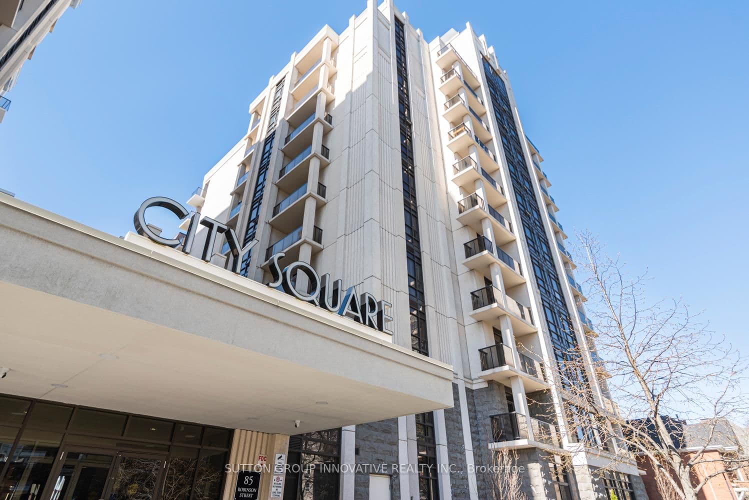 85 Robinson Street, Unit 707