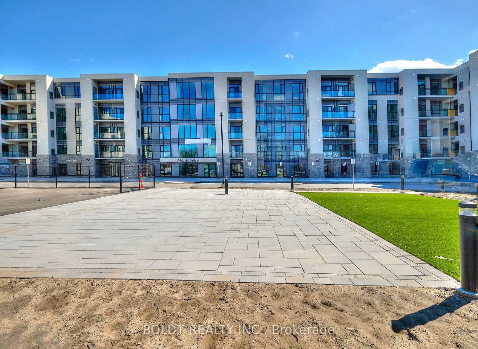 50 Herrick Avenue, Unit 202