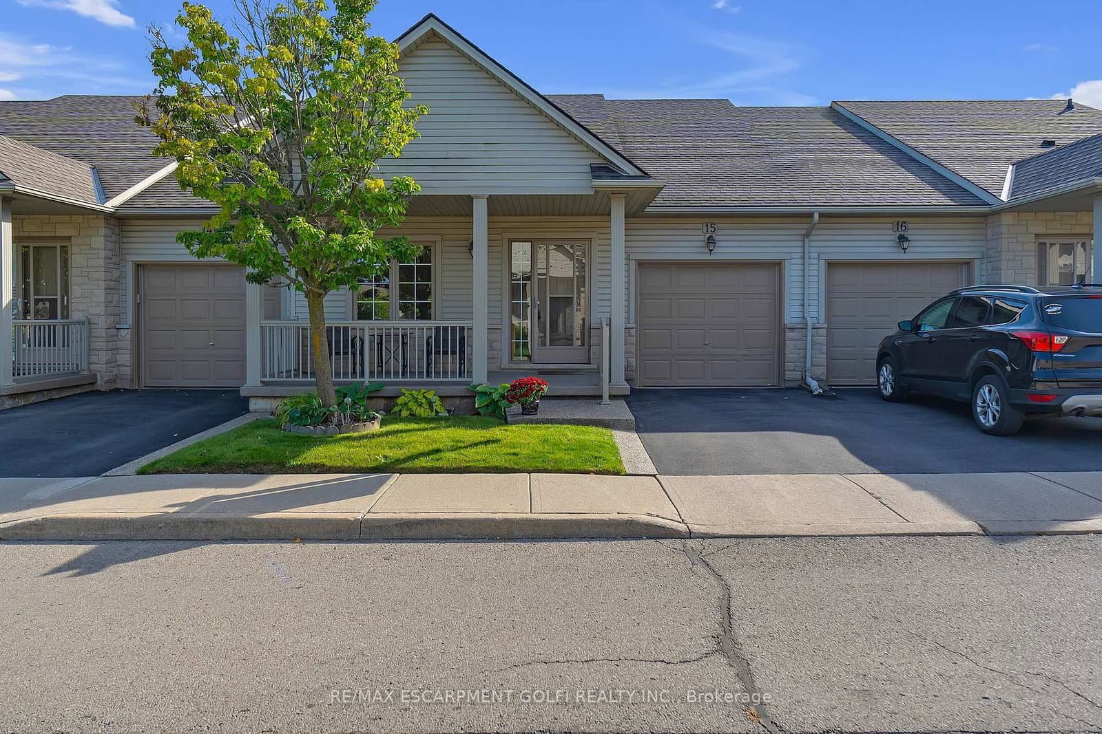 130 Southbrook Drive, Unit 15