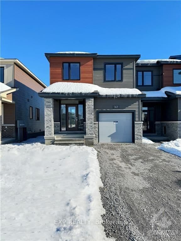 163 SHALLOW POND Place