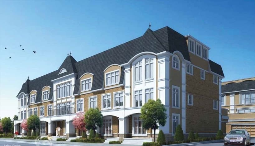 Evian Townes on Elizabeth