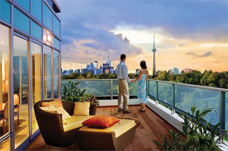 Portrait Condos - Image 2